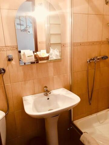 Фото номера Стандартный одноместный номер Отель Hotel Neptun г. Międzychód 6
